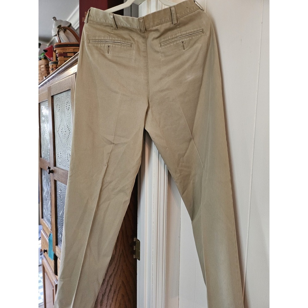 LL Bean Pants Mens 34 Khaki Flat Front Straight Leg Regular Fit 34x30 *
